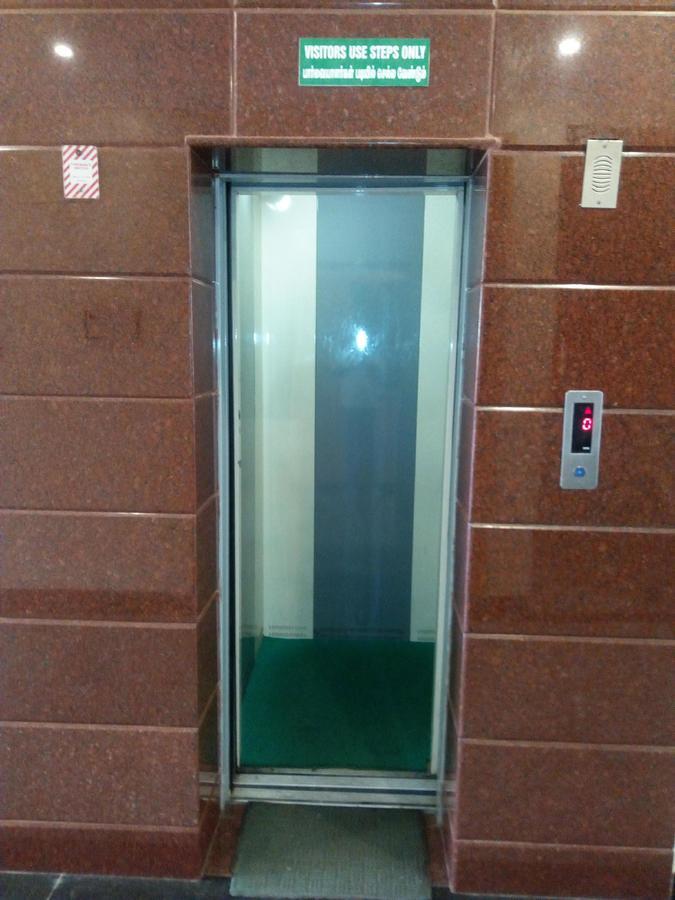 Metro Altis Lodge Erode Zewnętrze zdjęcie